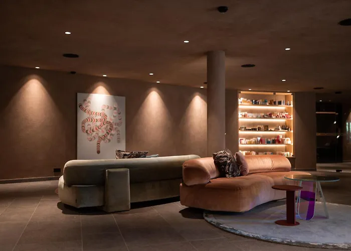 Muchele Boutique Hotel Postal / Burgstall