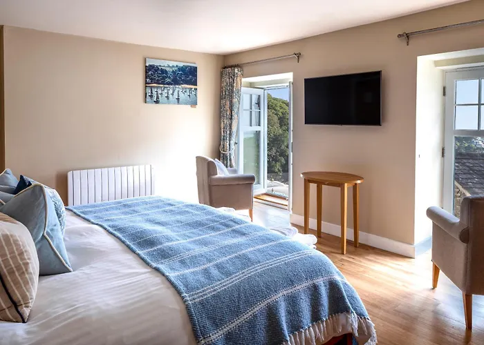 South Sands Hotel