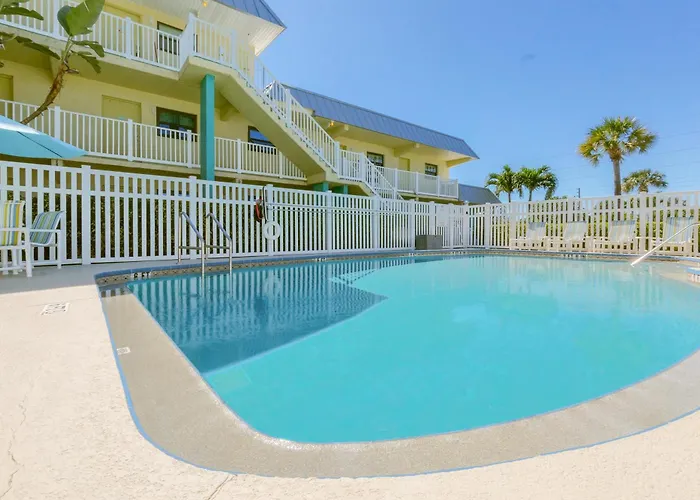 Tuckaway Shores Resort