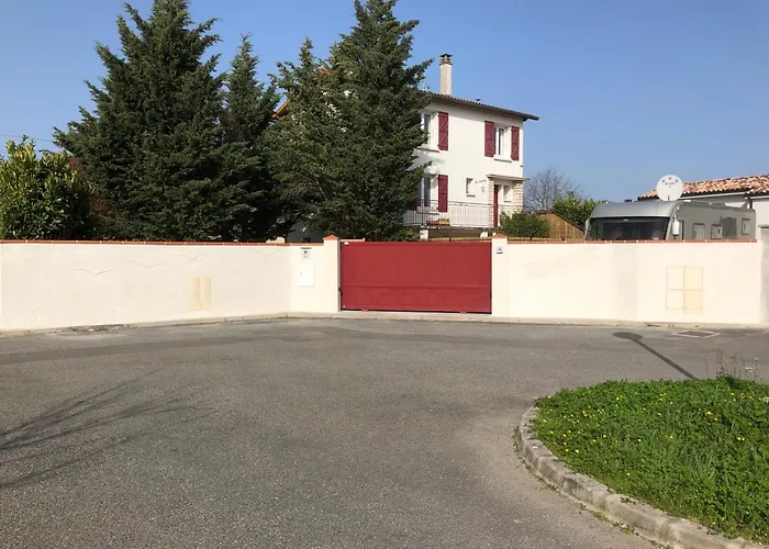 Villa La Libellule 5 Chambres 2 Sdb 2 Wc Grand Jardin et Parking Privé