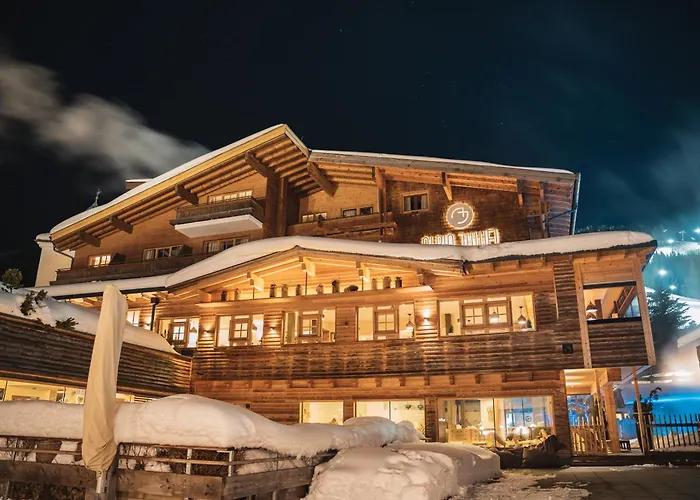 Alpin Juwel - Bio Und Lifestylehotel Saalbach-Hinterglemm