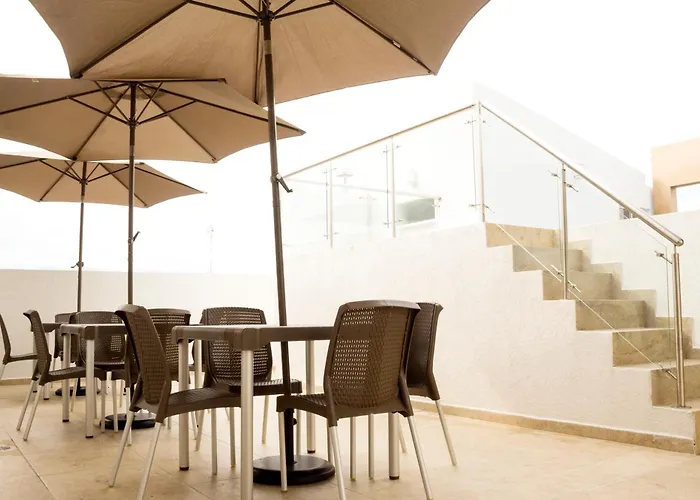 Apartahotel Lion