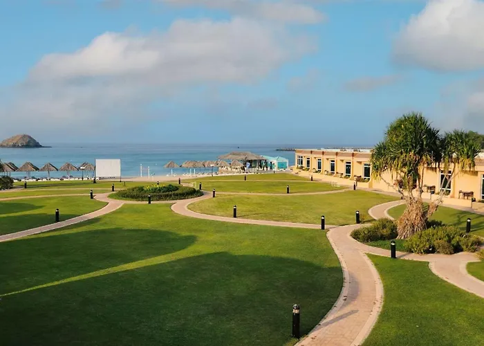 Royal Beach Hotel & Resort