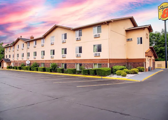 Super 8 By Wyndham Augusta Ft Eisenhower Area