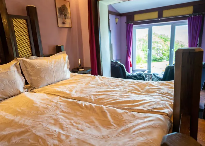 Ferndale Luxury Boutique Bed & Breakfast Keel 