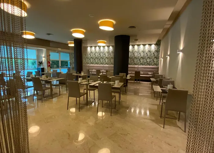 International Beach Hotel