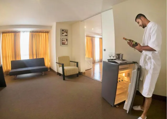 Allpa & Suites
