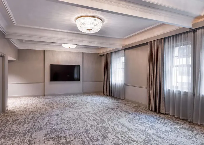 The Benson Portland, Curio Collection By Hilton Hotel