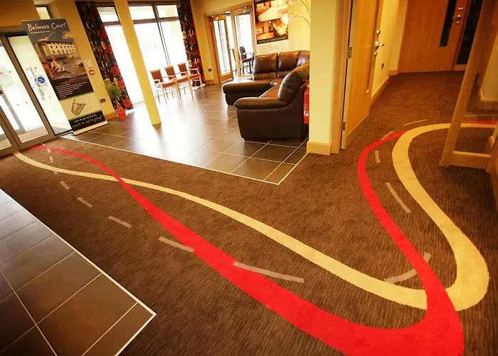 Belmore Court & Motel