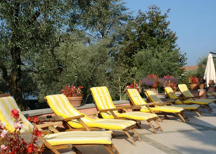 Villa Kinzica Sale Marasino