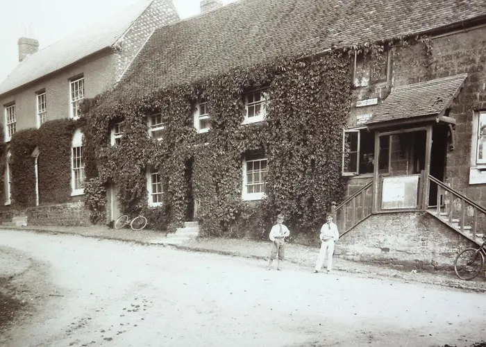 Chequers Hotel