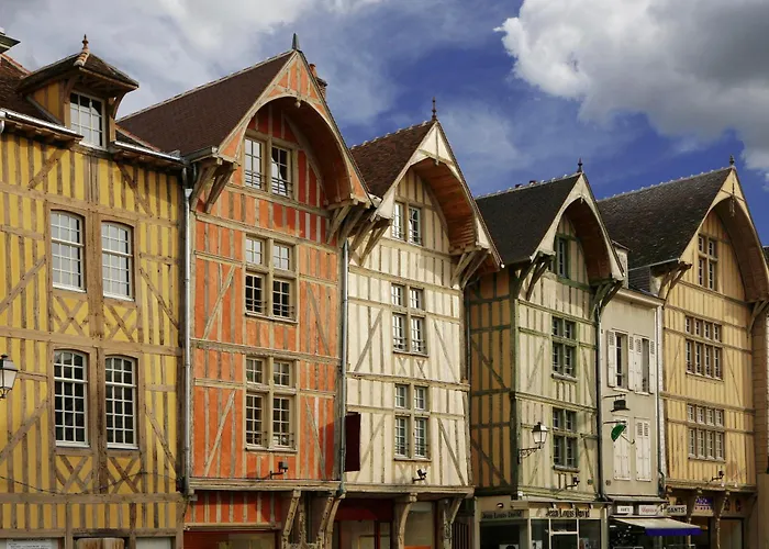 Western Premier De La Poste&Spa