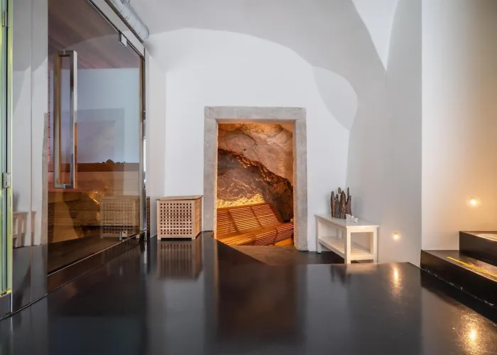 On The Rock Hotel Arco