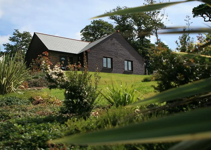 Trenython Manor Resort