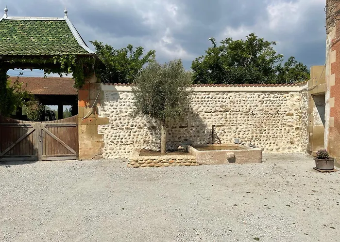 Chateau de Vaugelas - Charmant domaine près de Valence