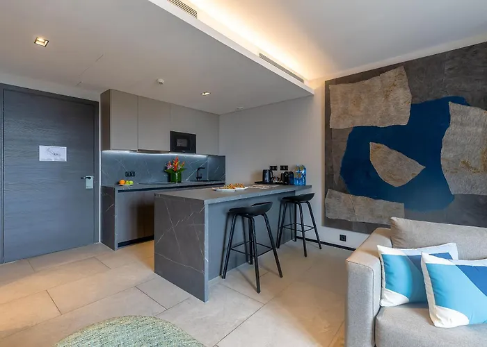 Noom Hotel Abidjan Plateau