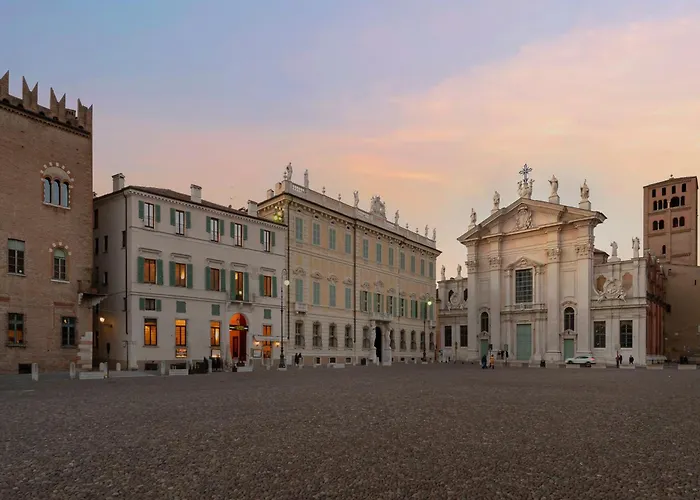 Ca Uberti Palace Hotel, Mantegnahotels