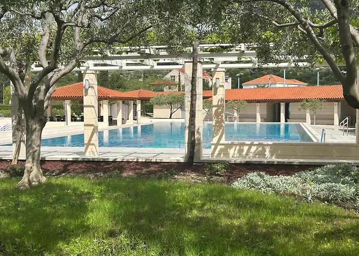 Admiral Grand Hotel