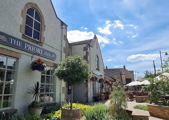 Priory Inn