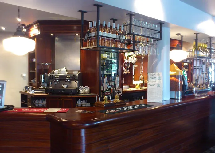 Anglesey Arms Hotel