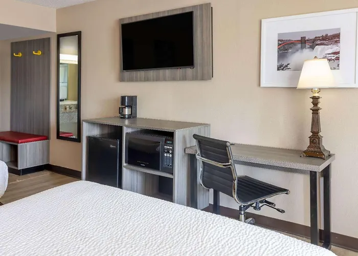 Ramada By Wyndham Rome - Verona