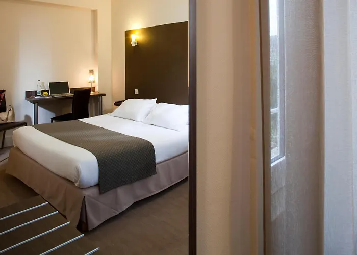 Logis Le Relais Saint Jacques