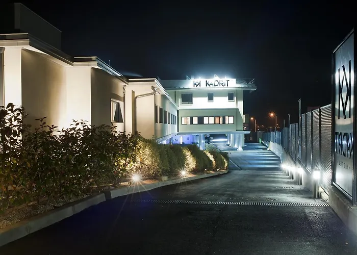 Kadrit Hotel