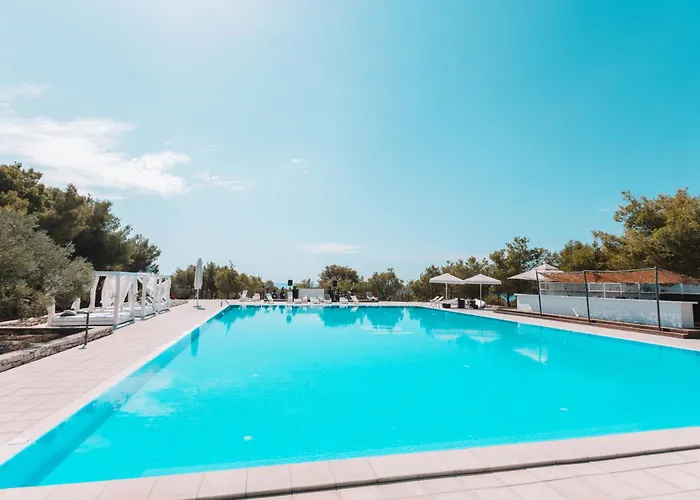 O-Tents By Obonjan Island Resort