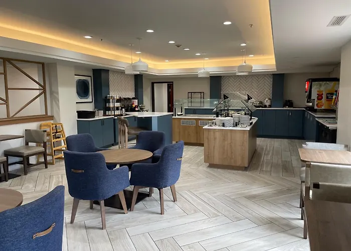 Staybridge Suites West Des Moines By Ihg Clive
