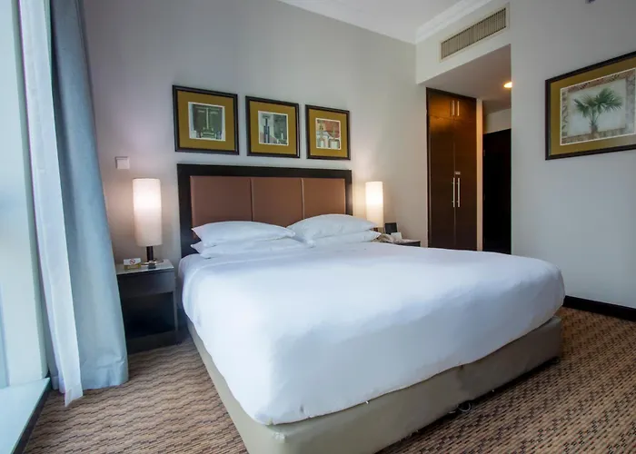 Al Manzel Hotel Apartments
