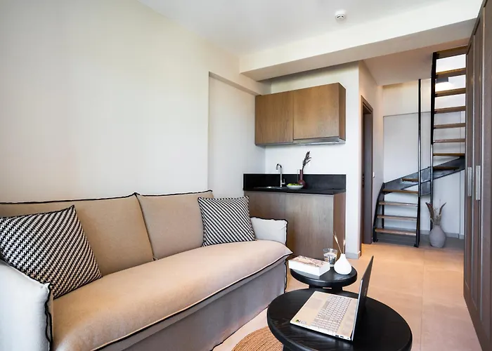 Elivia Boutique Suites