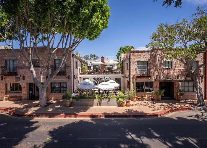 Granada Hotel & Bistro