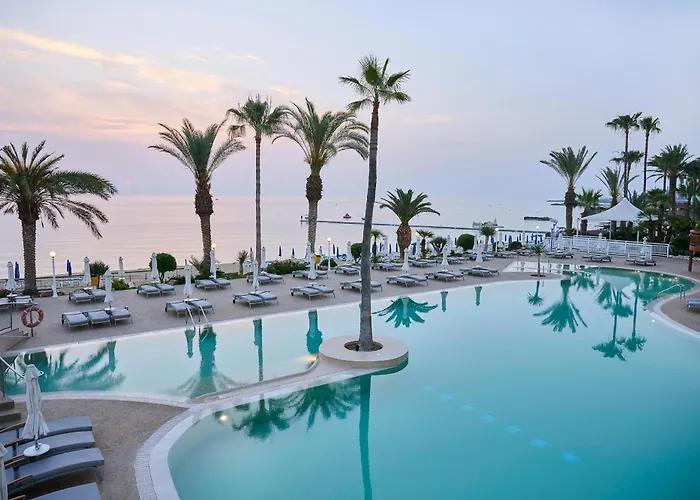 Sunrise Beach Hotel