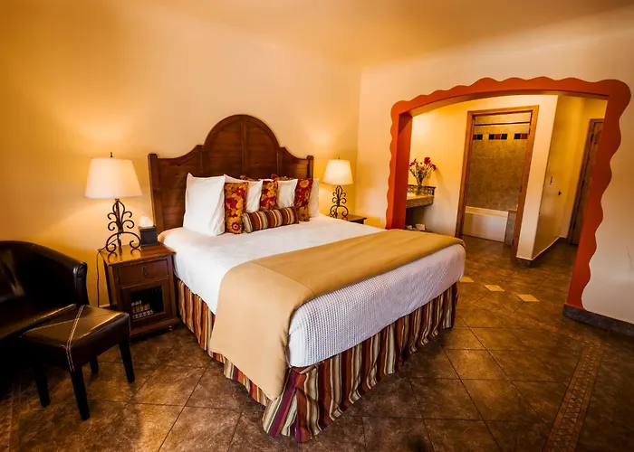 Los Arboles Hotel
