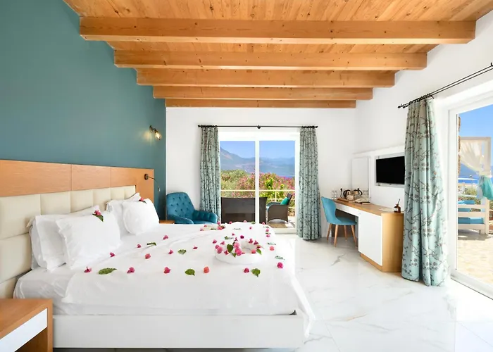 Blanca Beach Hotel