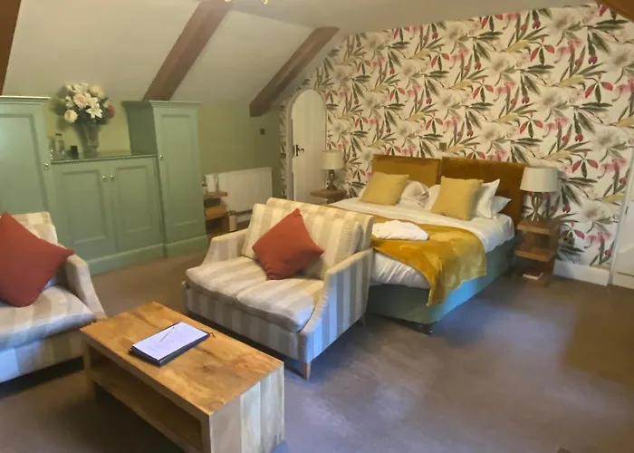 Felbrigg Lodge Bed And Breakfast Aylmerton