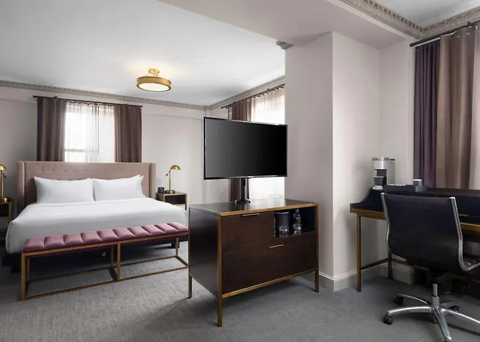 Hotel Phillips Kansas City, Curio Collection By Hilton