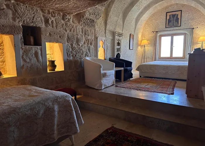 Kistar Cave Hotel