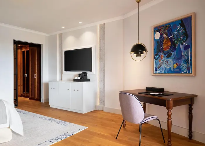 The St. Regis Mardavall Mallorca Resort Palmanova