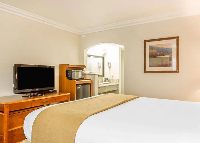 Quality Inn Sacramento Convention Center