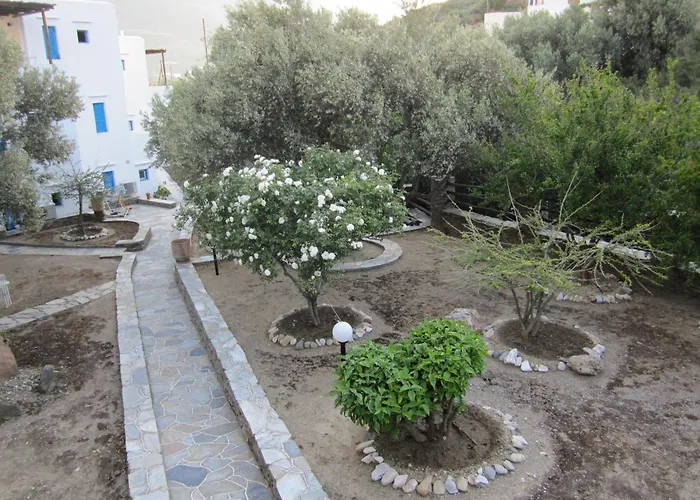 Alexandros Hotel