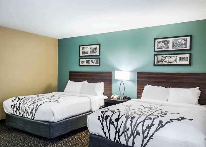 Sleep Inn & Suites Dunmore