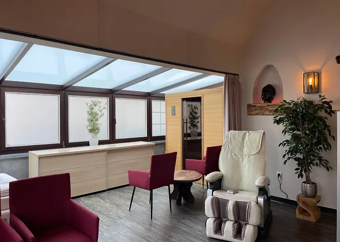 Villa Hotel (Adults Only)