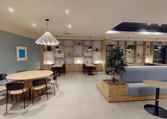 Clayton Hotel Dublin Airport Central