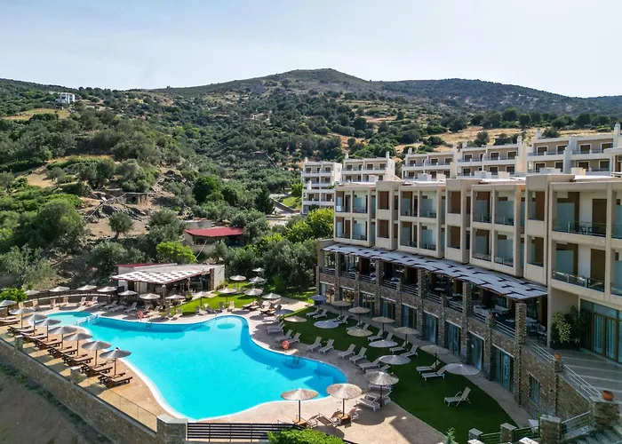 Evia Hotel & Suites