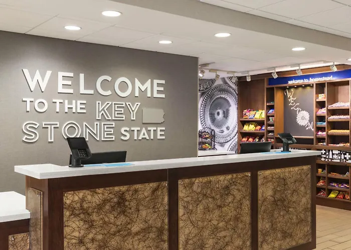 Hampton Inn & Suites Pittsburgh Waterfront West Homestead