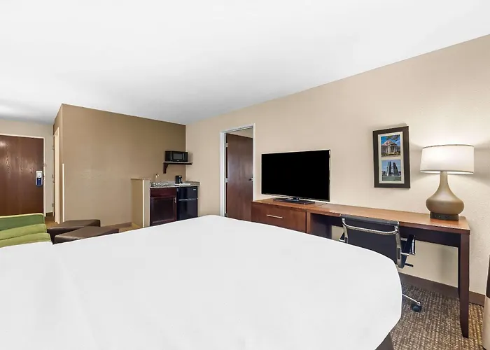 Comfort Inn & Suites Pueblo