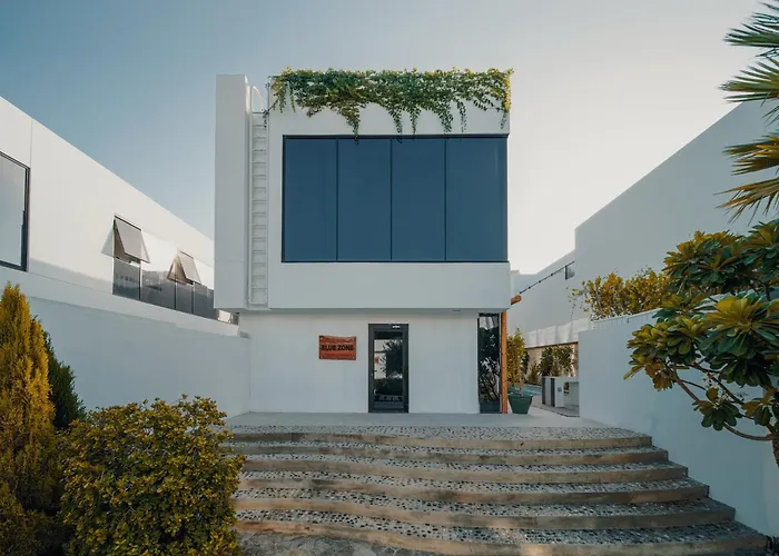 Nas House Private & Shared Villas