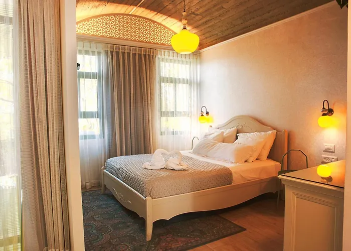 Neve Shalom Hotel