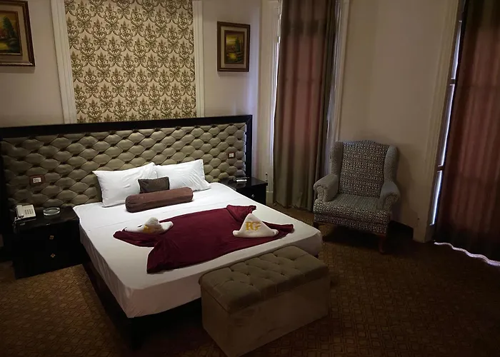 Paradise Boutique Hotel